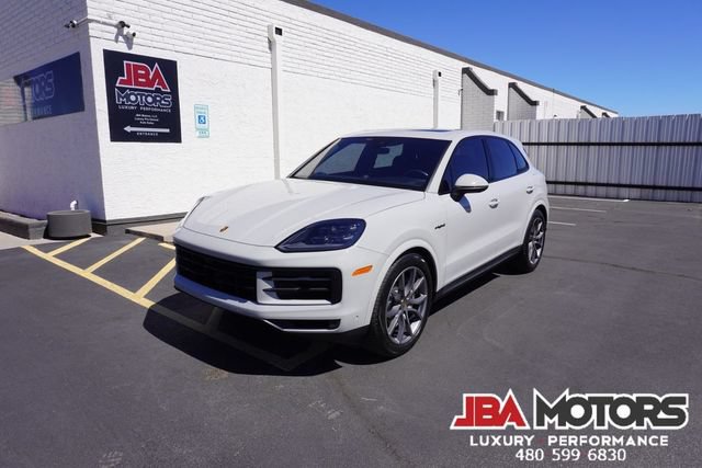 Used 2024 Porsche Cayenne AWD/4WD image 74