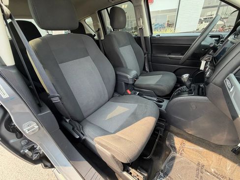 Used 2017 Jeep Compass Sport w/ Power Value Group AWD/4WD image 12