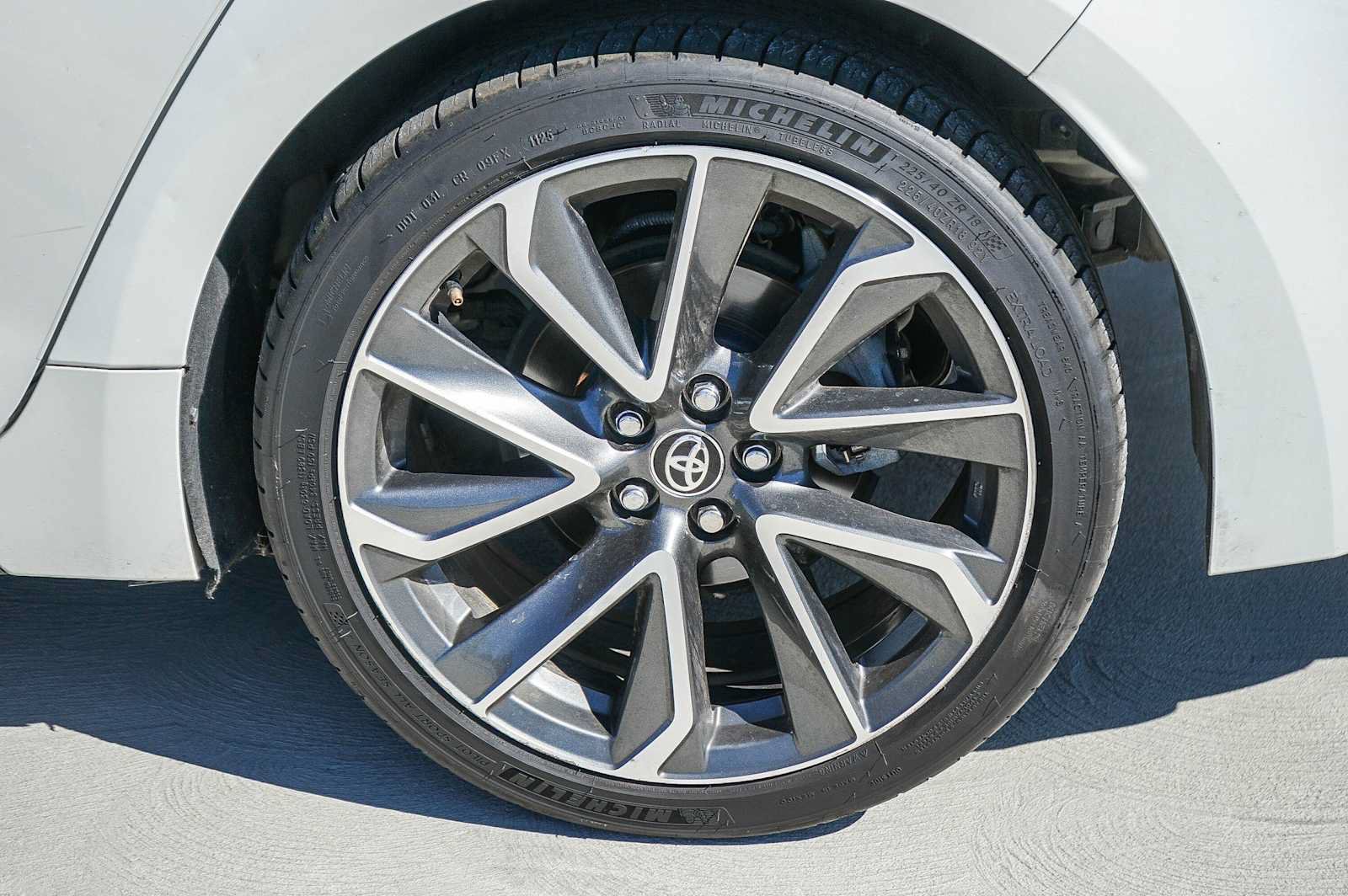 Used 2020 Toyota Corolla SE w/ Carpet Mat Package (TMS) FWD image 10