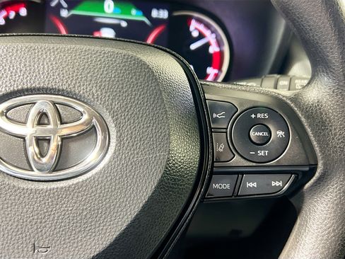 Used 2024 Toyota RAV4 XLE w/ Convenience Package image 19