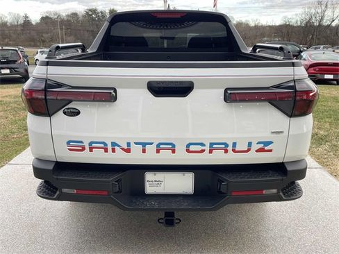 Used 2024 Hyundai Santa Cruz SE image 4
