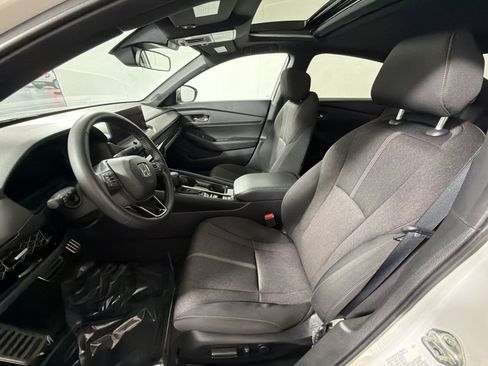 Used 2024 Honda Accord Sport image 13