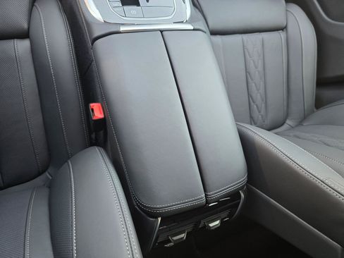 New 2026 BMW X5 xDrive40i w/ M Sport Package AWD/4WD image 23