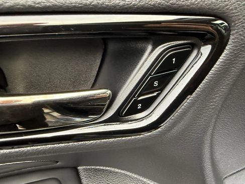 Used 2024 Dodge Durango R/T w/ Blacktop Package image 12