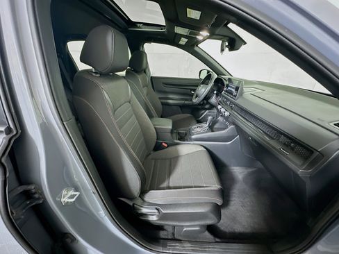 Used 2023 Honda CR-V Sport image 32