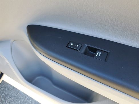 Used 2017 Honda Accord EX-L image 39