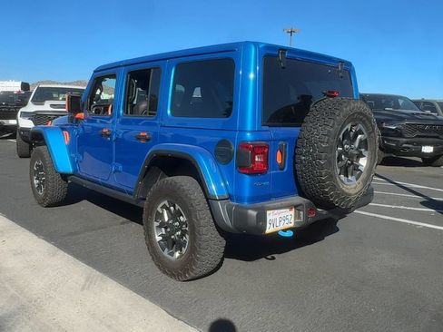 Used 2024 Jeep Wrangler Unlimited Rubicon 4xe AWD/4WD image 8