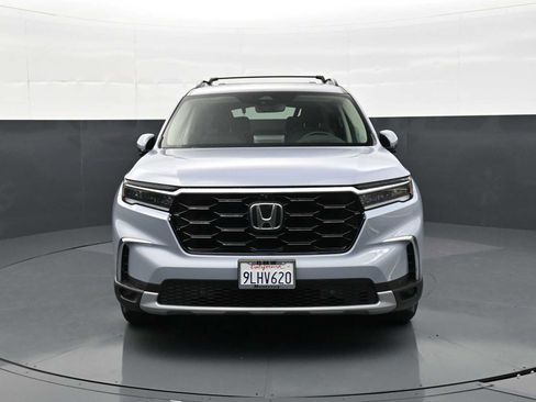 Used 2024 Honda Pilot Elite image 2