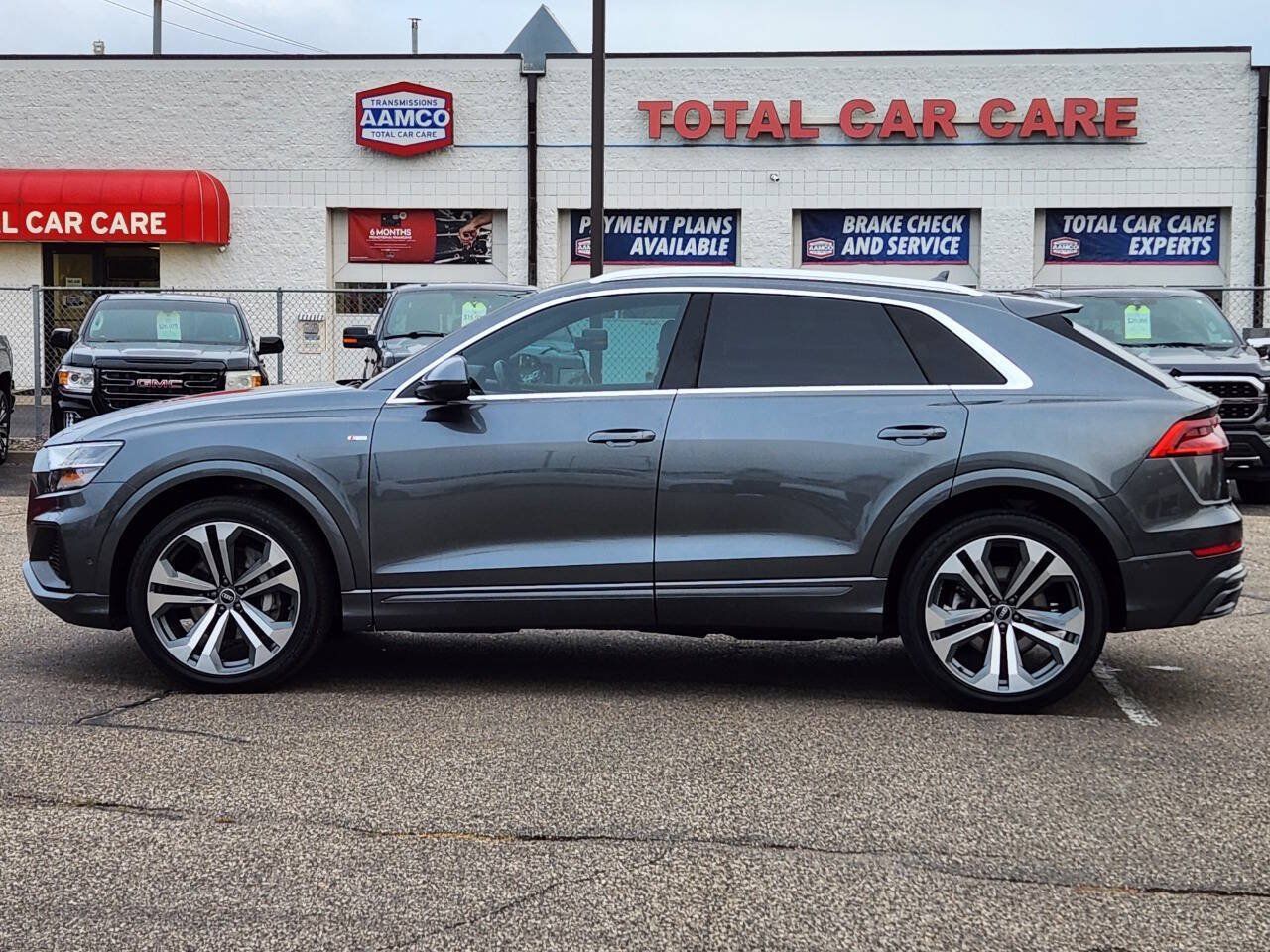 Used 2021 Audi Q8 Premium Plus w/ Premium Plus Package AWD/4WD image 4