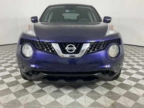 Used 2015 Nissan Juke S FWD image 14