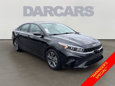 Used 2024 Kia Forte LXS FWD image 1
