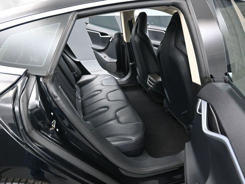 Used 2013 Tesla Model S Performance image 30