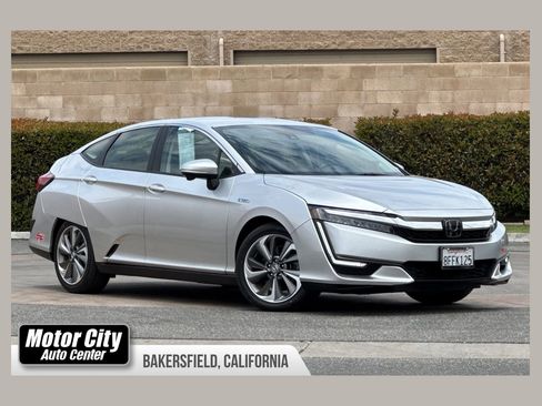 Used 2018 Honda Clarity Touring image 1