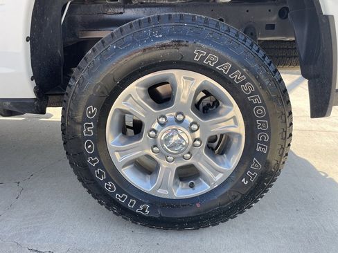 Used 2024 RAM 2500 Big Horn image 20