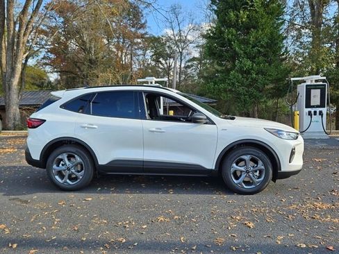 New 2026 Ford Escape ST-Line w/ Tech Pack #1 image 16