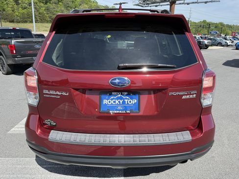 Used 2017 Subaru Forester 2.5i Limited w/ Popular Package #1 AWD/4WD image 6