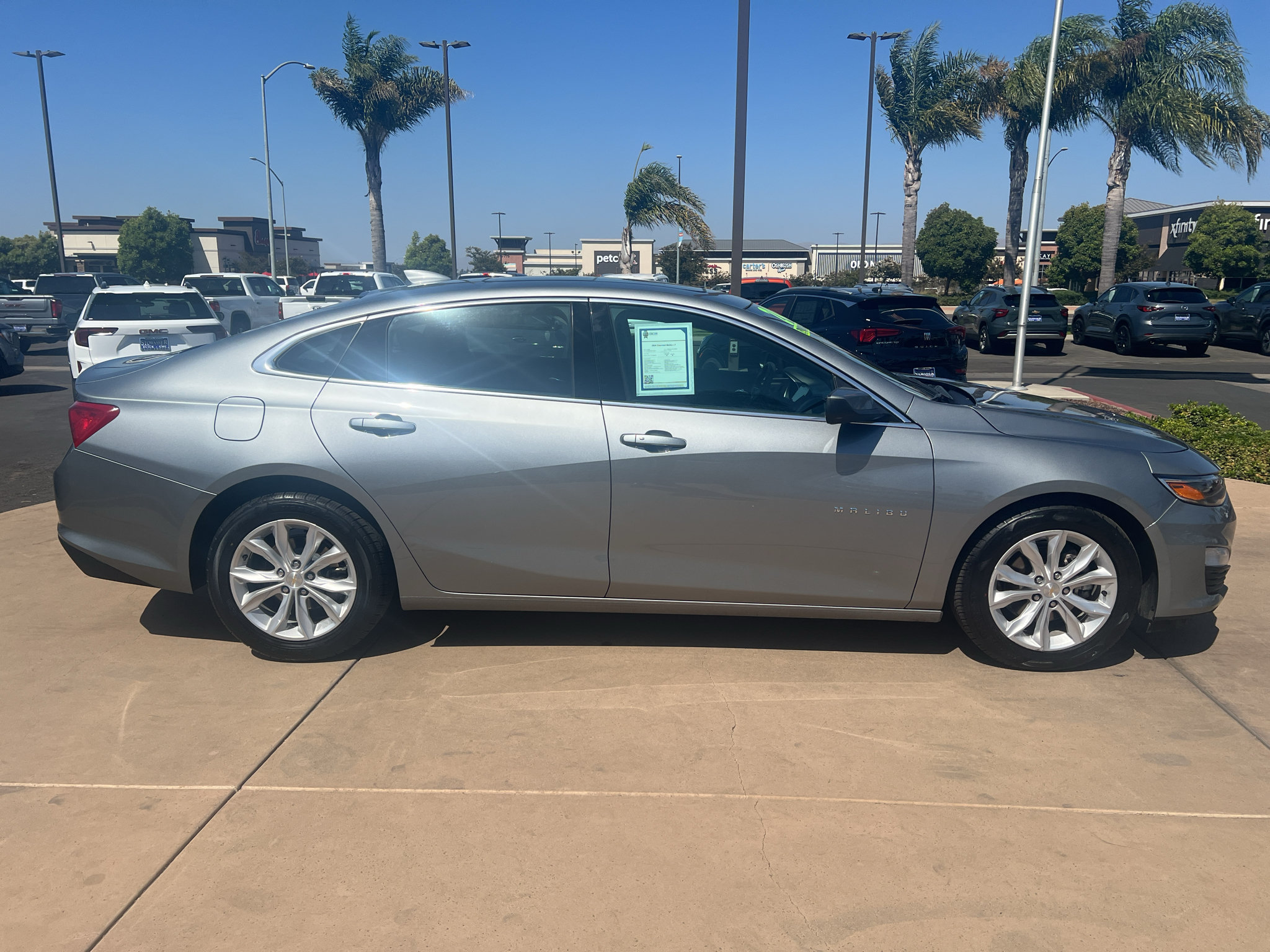 Used 2024 Chevrolet Malibu LT FWD image 4