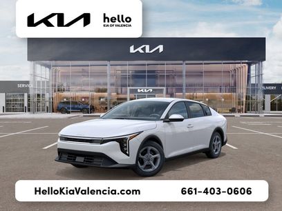 New 2025 Kia K4 LXS