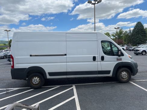 Used 2014 RAM ProMaster 2500 w/ Interior Convenience Group FWD image 6