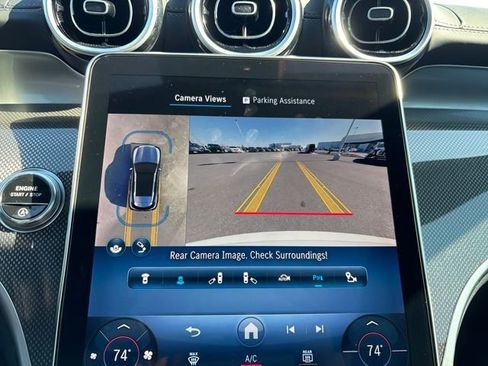 Used 2024 Mercedes-Benz GLC 300 4MATIC image 21