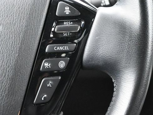Used 2023 Nissan Armada SL w/ Captain's Chairs Package RWD image 9