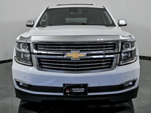 Used 2018 Chevrolet Suburban Premier AWD/4WD image 4