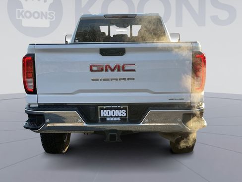 Used 2024 GMC Sierra 3500 SLE image 15