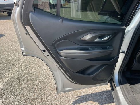 Used 2020 GMC Terrain SLT w/ Preferred Package image 20