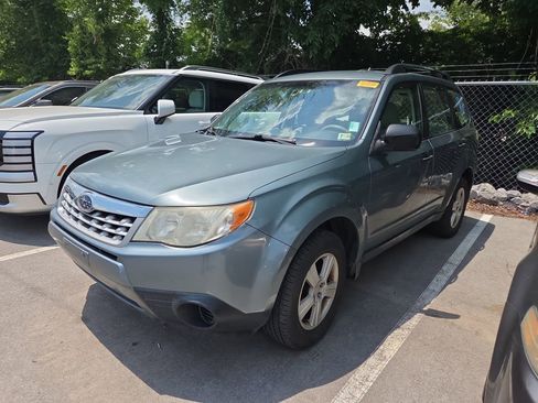 Used 2012 Subaru Forester 2.5X w/ Alloy Wheel Pkg AWD/4WD image 8