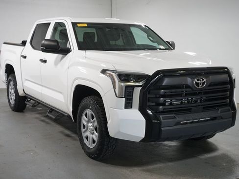 Used 2024 Toyota Tundra SR AWD/4WD image 3