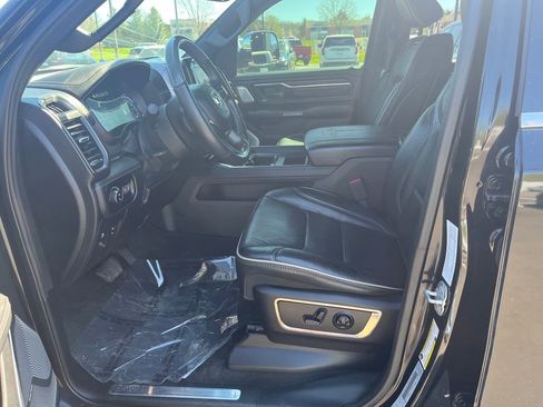 Used 2019 RAM 1500 Limited AWD/4WD image 9