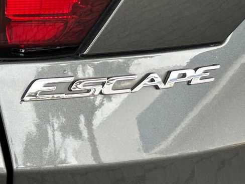 Used 2019 Ford Escape SE AWD/4WD image 22