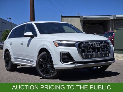 Used 2025 Audi Q7 3.0T Premium Plus AWD/4WD image 1