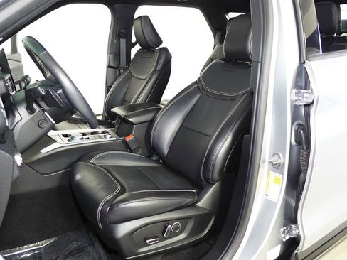 Used 2020 Ford Explorer ST w/ Premium Technology Package image 22