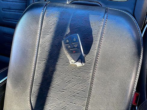 Used 2023 GMC Sierra 1500 AT4X AWD/4WD image 18
