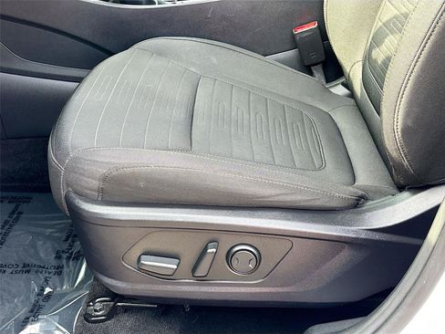 Used 2022 Hyundai Santa Cruz SEL FWD image 18