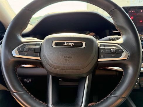 Used 2022 Jeep Compass Limited AWD/4WD image 16