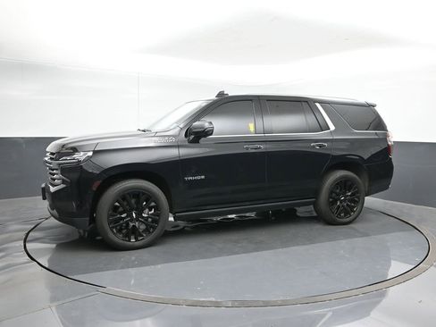 Used 2023 Chevrolet Tahoe High Country image 2
