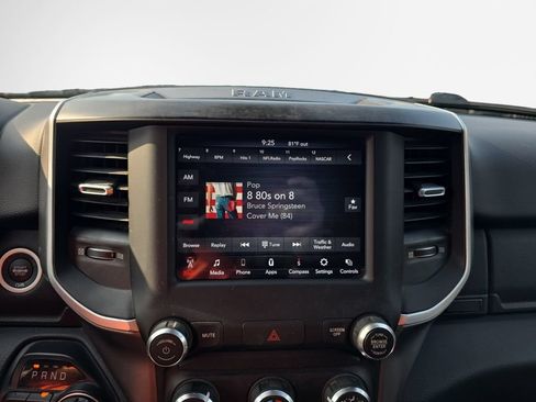 Used 2020 RAM 1500 Big Horn AWD/4WD image 21