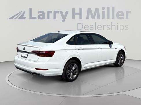 Used 2019 Volkswagen Jetta R-Line FWD image 5