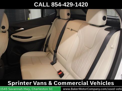 Used 2025 Buick Encore GX Avenir w/ Avenir Convenience Package FWD image 33