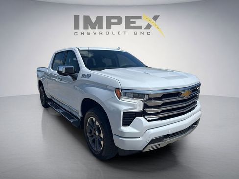 New 2026 Chevrolet Silverado 1500 High Country w/ Technology Package AWD/4WD image 7