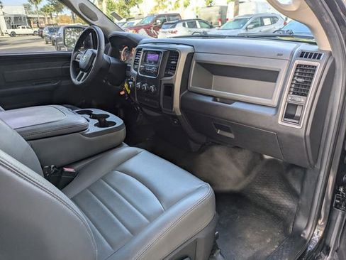 Used 2016 RAM 1500 Tradesman w/ Chrome Appearance Group image 18