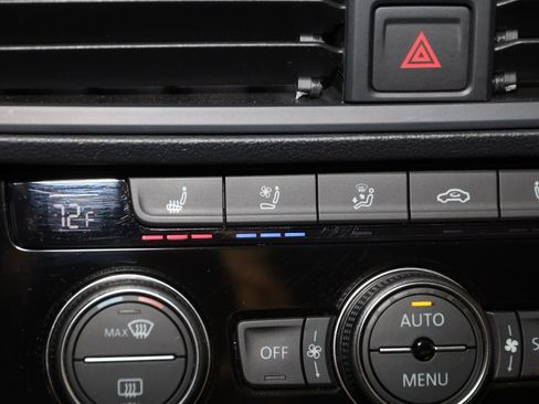 Used 2024 Volkswagen Jetta GLI Autobahn image 8