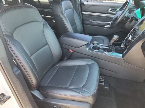 Used 2017 Ford Explorer Sport AWD/4WD image 22