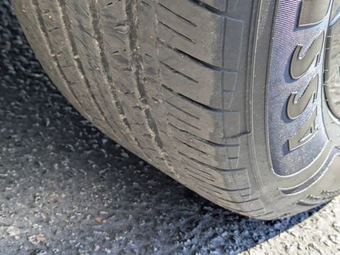 Used 2025 MAZDA CX-50 AWD 2.5 Hybrid w/ Premium Pkg image 12