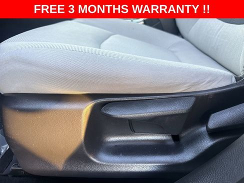 Used 2022 Toyota Corolla LE FWD image 12