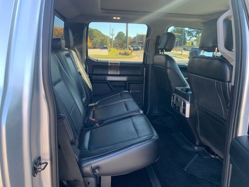 Used 2019 Ford F250 Lariat w/ Lariat Ultimate Package AWD/4WD image 16