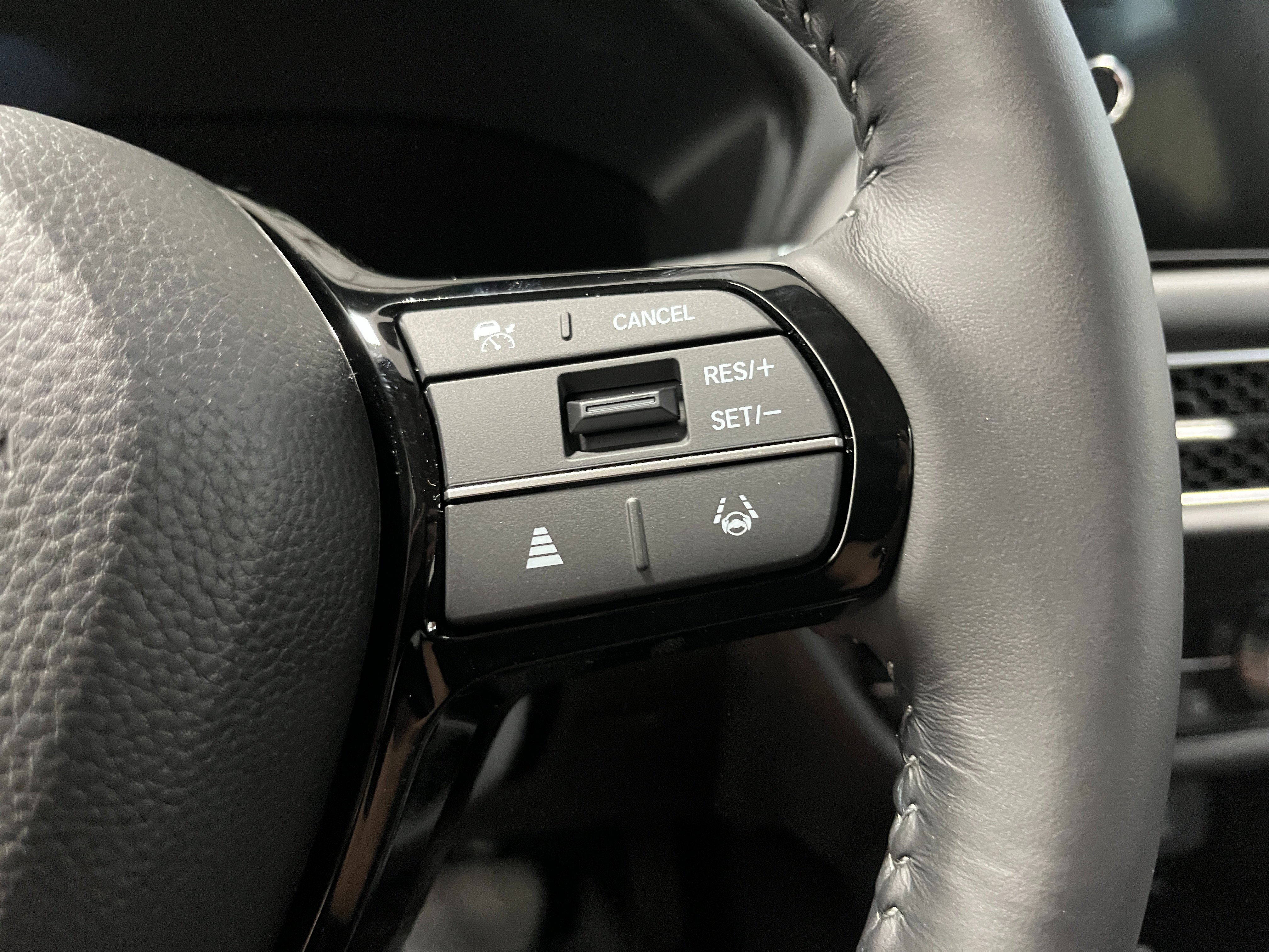 New 2027 Honda HR-V EX-L image 19