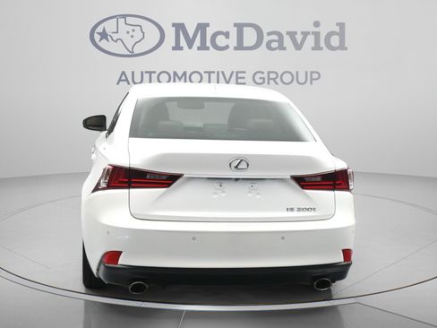 Used 2016 Lexus IS 200t w/ Navigation System Package RWD image 7